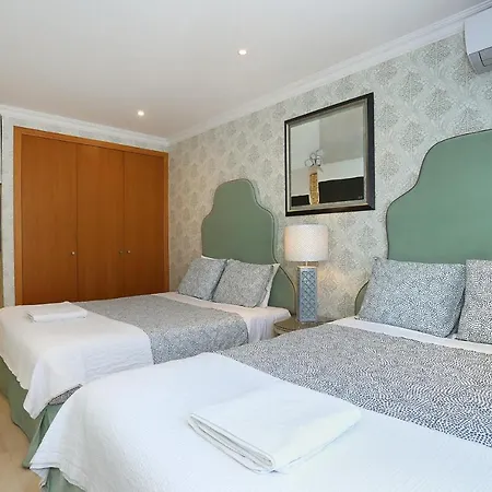 Apartment Henri's - Pateo De Santo Antonio Lagos