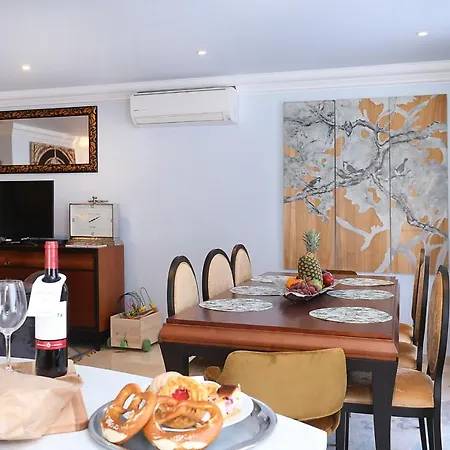 Henri's - Pateo De Santo Antonio Lägenhet *