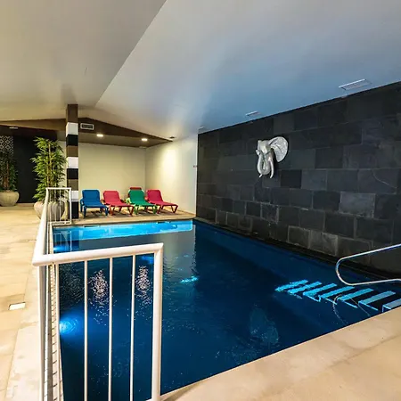 Henri's - Pateo De Santo Antonio Апартаменты