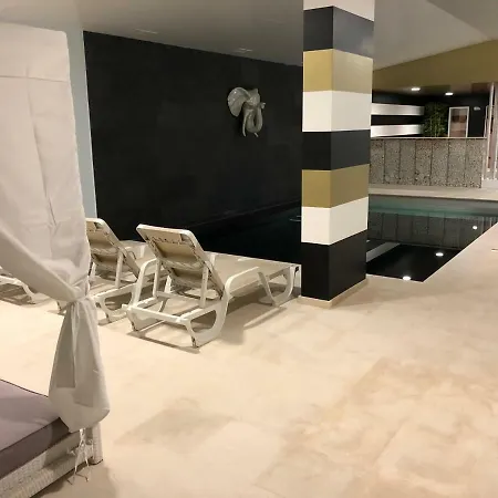 Henri's - Pateo De Santo Antonio Lägenhet Lagos